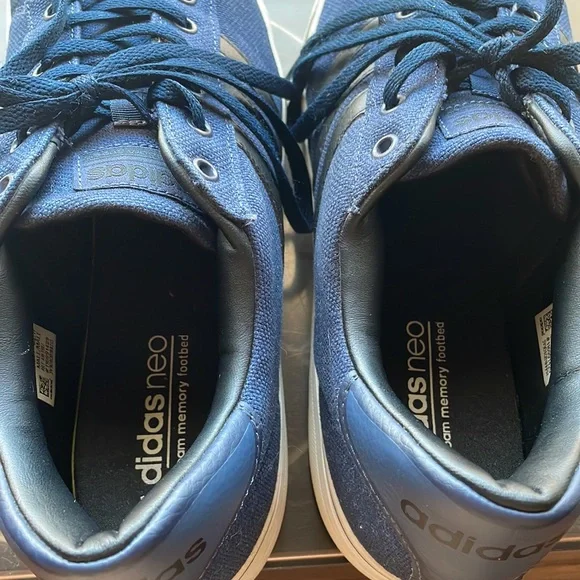 Adidas Mens Cloud foam tennis shoes - Picture 5 of 6